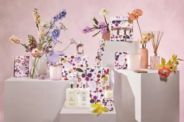 Limited Edition COTTON FLOWER & FREESIA Scented Sachets 60g - Image 2