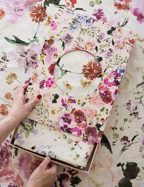 WILDFLOWERS LINEN TABLECLOTH - Image 2