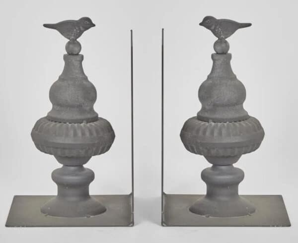 BOOK ENDS SET OF 2