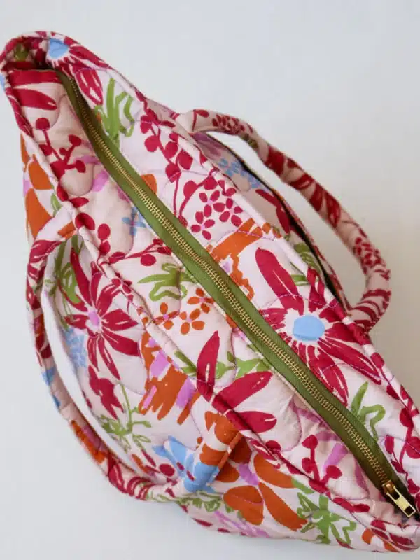 Winter Garden Quilted Bag - Image 8